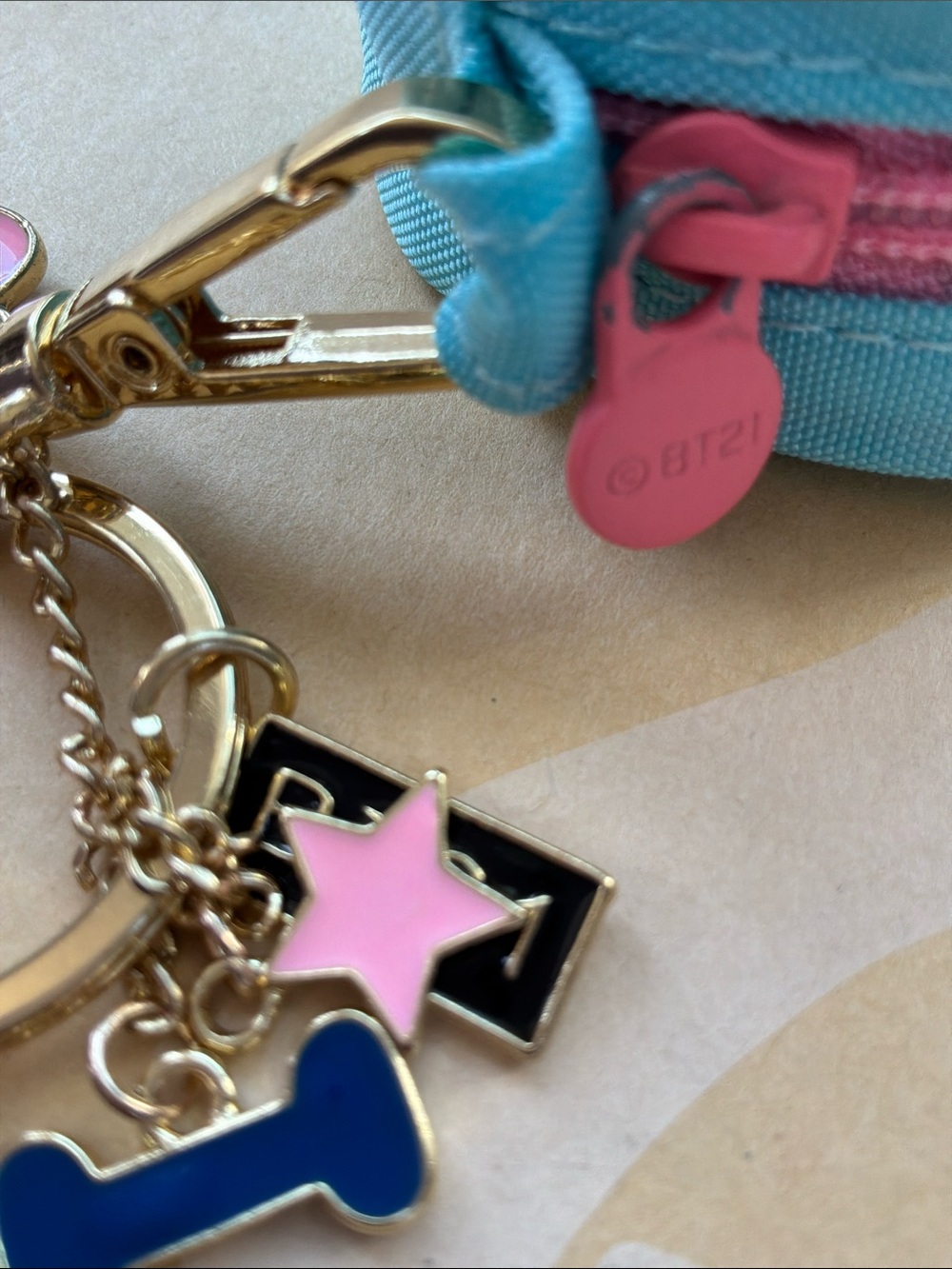 Cooky Pencil Case with Keychain - Picture 5 of 5